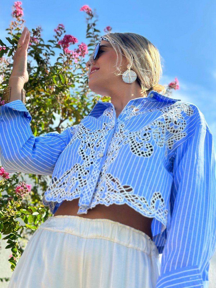 CAMISA AZUL RAYAS BORDADA - Lamaflè